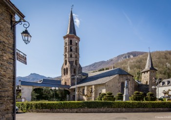 Eglise de Sentein et le parc